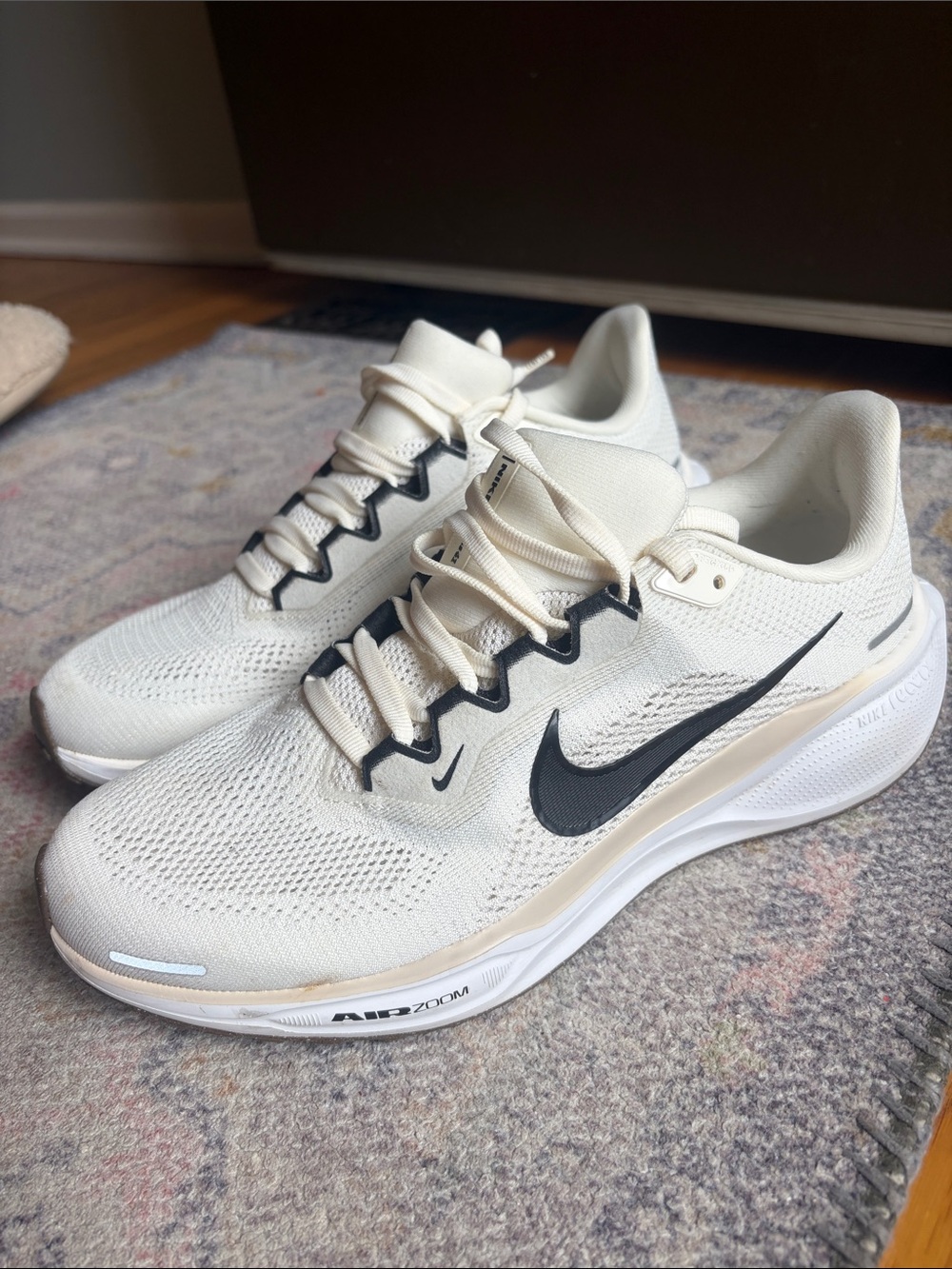 Nike Women’s Running Sneakers in Cream and Black